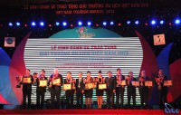 Lễ vinh danh và trao tặng giải thưởng du lịch Việt Nam 2012