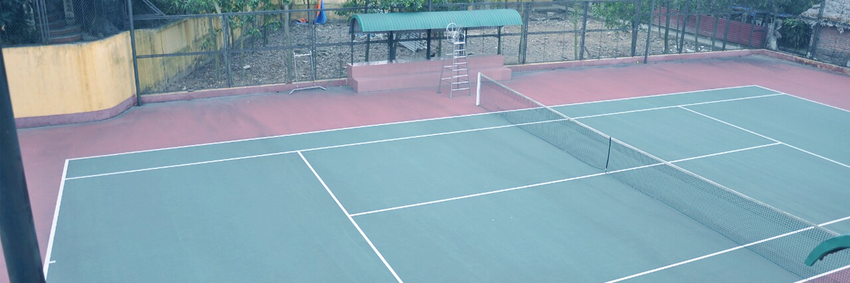 Sân tennis Khách sạn quân khu